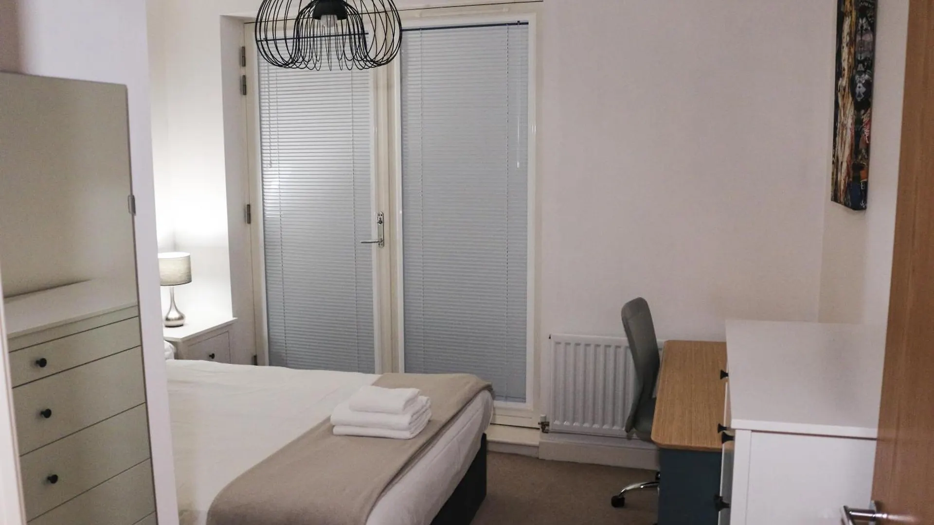 Imperial Stays- Parking, 4K Tvs, Central, Wifi And More! Bath 0*,